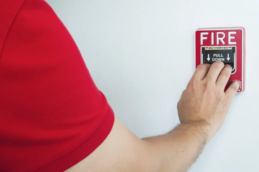 Fire alarm in an apartment on Airbnb